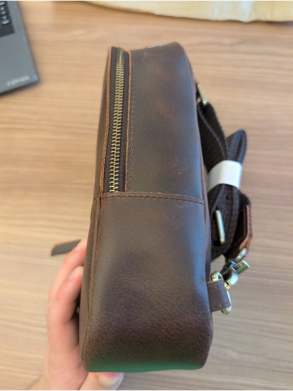 S-Zone Bag Purse Crossbody Brown Sling Bag Teardrop Minimalist NWOT Faux Leather - Picture 2 of 9